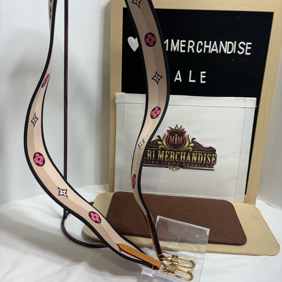 Louis Vuitton Beige and Pink Bag Strap - Picture 8 of 16